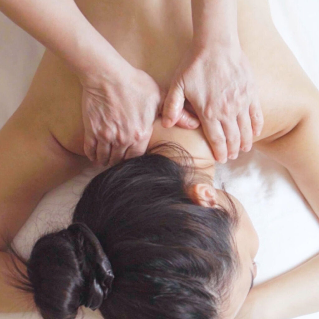 Aroma Indulgence Massage 1