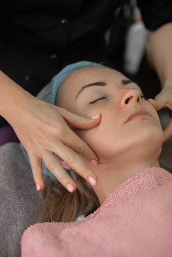 Everything you need to know about Lymphatic Drainage Massage Face